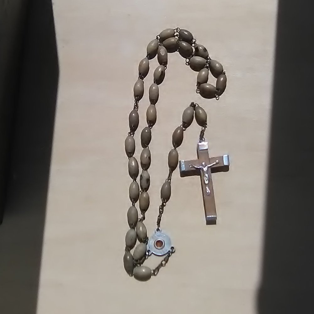 ROSARY/ Terra Santa